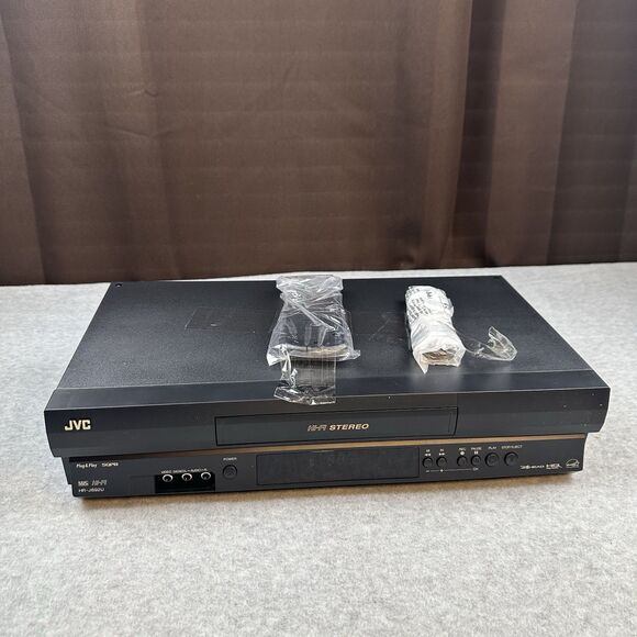 JVC Stereo Video Cassette Recorder VCR Black HR-J692U Hi-Fi SQPB Remote - Picture 5 of 14